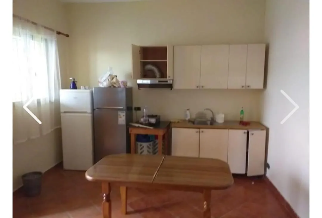 Hostel Hostelshqiponja Tiran
